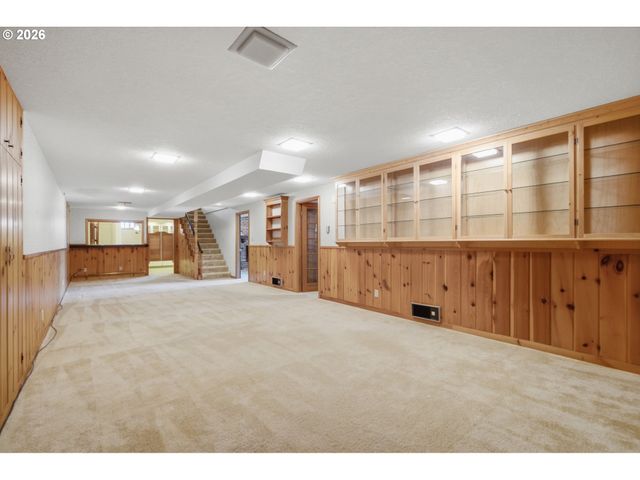 13937 Nw SPRINGVILLE Rd, Portland, OR 97229
