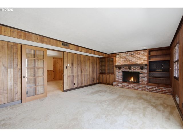 13937 Nw SPRINGVILLE Rd, Portland, OR 97229