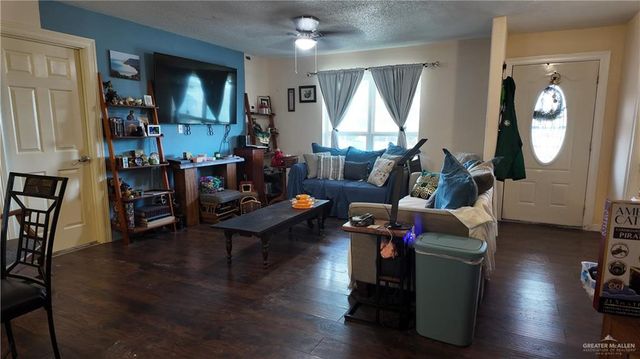 905 W Bowe Street, Pharr, TX 78577