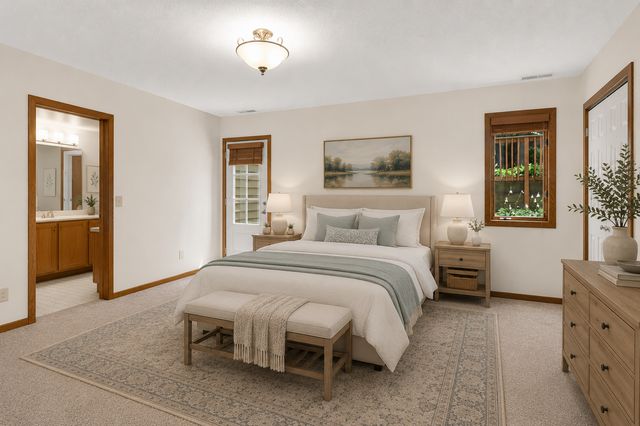 2064 Pin Oak Drive, Eagan, MN 55122