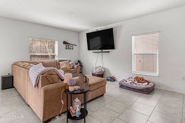 1215 Cabot Cliffs Drive, Daytona Beach, FL 32124