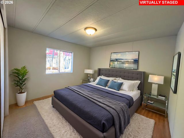 37600 SUNSET St, Sandy, OR 97055