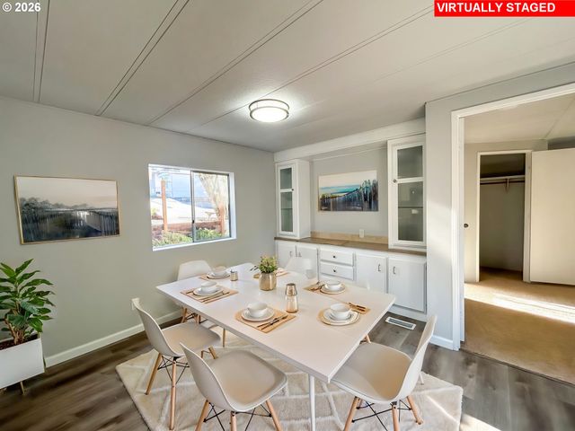 37600 SUNSET St, Sandy, OR 97055