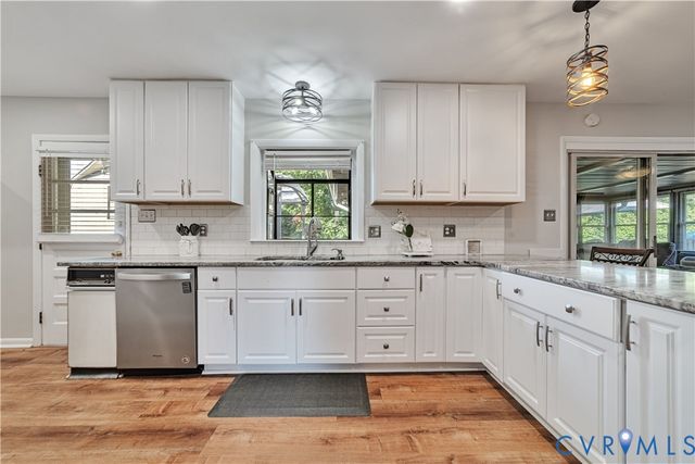 12311 Sloan Dr, Chester, VA 23836