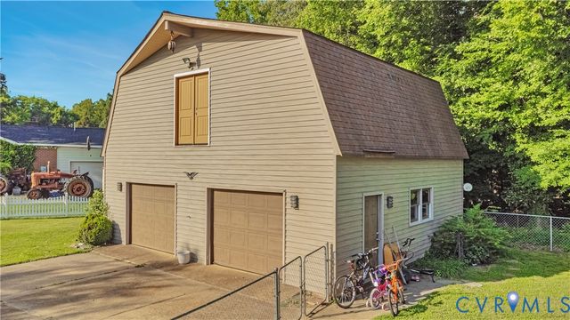 12311 Sloan Dr, Chester, VA 23836