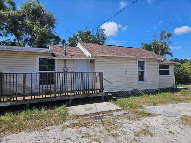 2220 20TH STREET S, St Petersburg, FL 33712