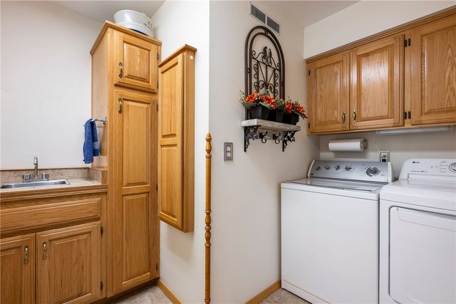 31 Lancaster Drive, Bella Vista, AR 72715