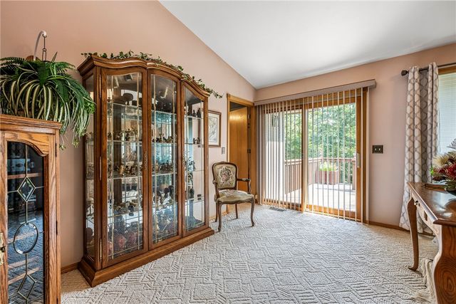 31 Lancaster Drive, Bella Vista, AR 72715