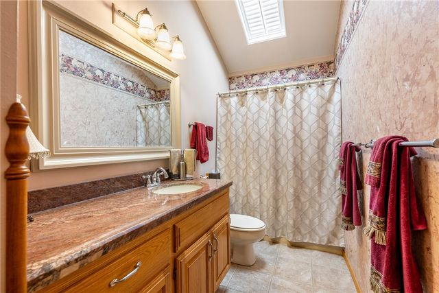 31 Lancaster Drive, Bella Vista, AR 72715