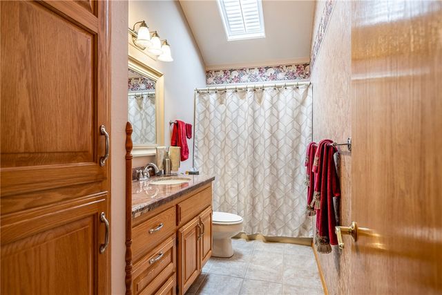 31 Lancaster Drive, Bella Vista, AR 72715