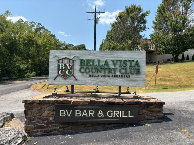 31 Lancaster Drive, Bella Vista, AR 72715