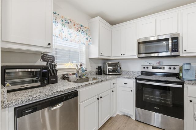 1504 Garfield Drive, Greenville, TX 75401