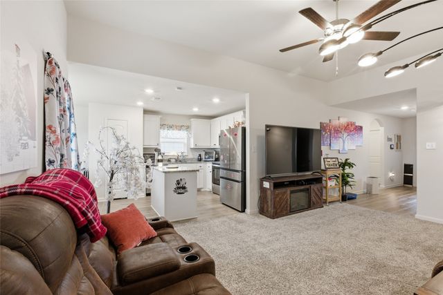 1504 Garfield Drive, Greenville, TX 75401