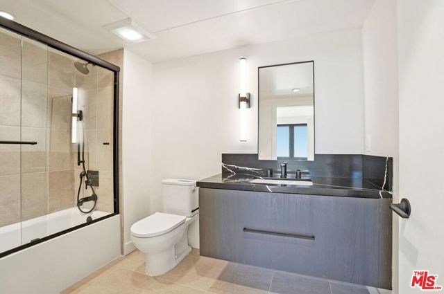 1110 S Spaulding Avenue PH6, Los Angeles, CA 90019