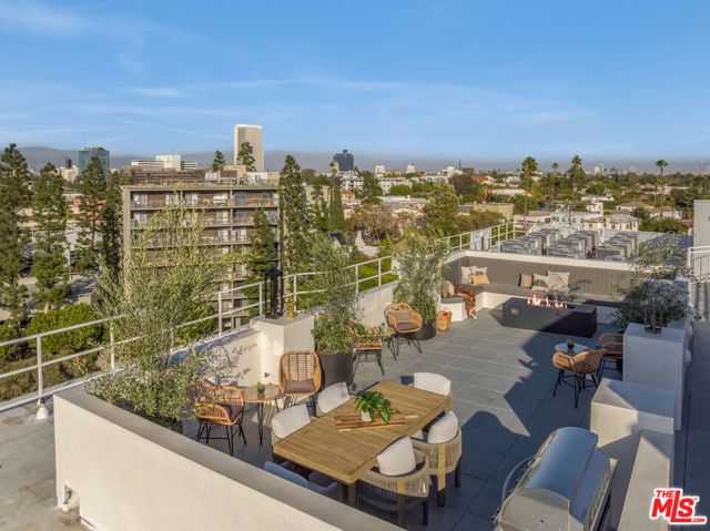 1110 S Spaulding Avenue PH6, Los Angeles, CA 90019