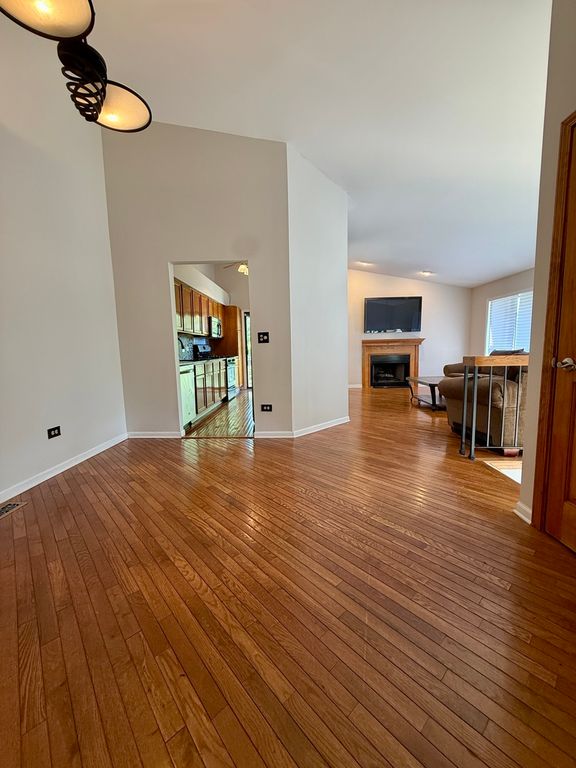 2304 Olde Mill Road, Plainfield, IL 60586 — photo 3