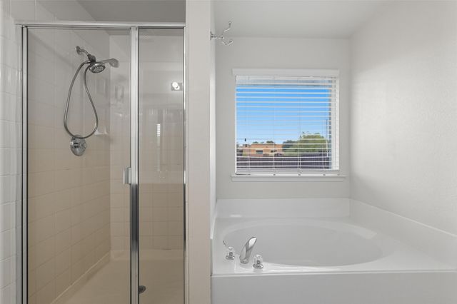 9822 Revolution Way, Frisco, TX 75033