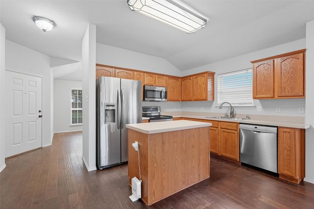 9822 Revolution Way, Frisco, TX 75033