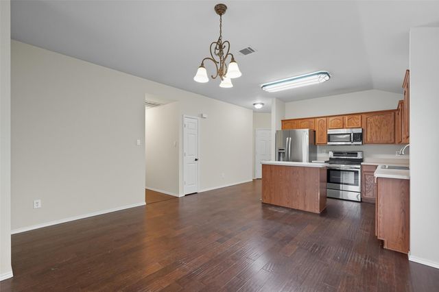 9822 Revolution Way, Frisco, TX 75033