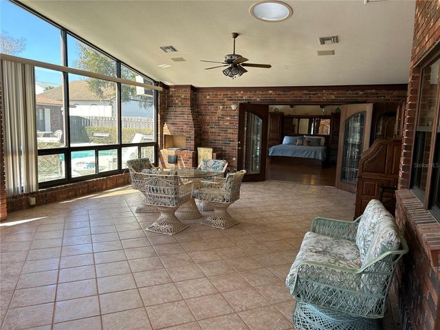 9130 SE 72ND AVENUE, Ocala, FL 34472