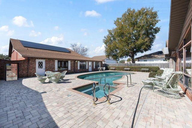 9130 SE 72ND AVENUE, Ocala, FL 34472