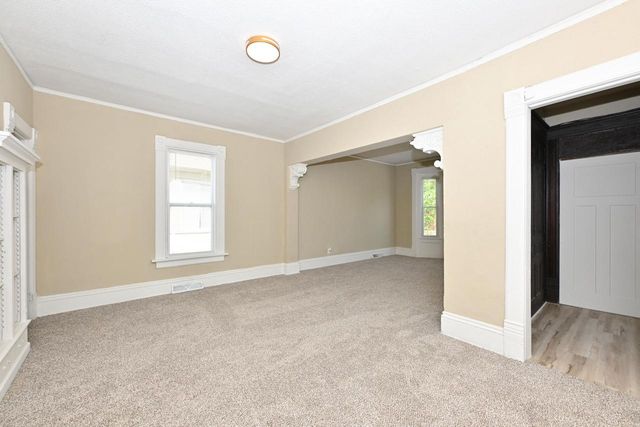 143 E Garfield AVENUE, Milwaukee, WI 53212