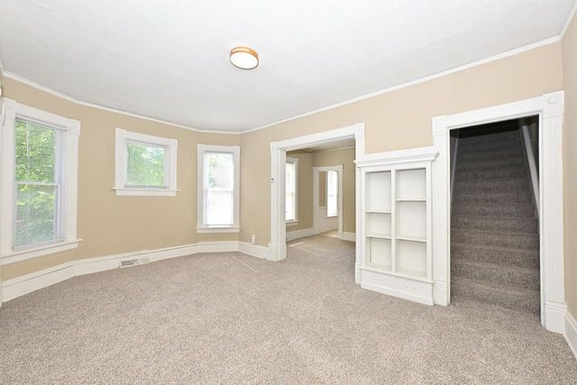 143 E Garfield AVENUE, Milwaukee, WI 53212