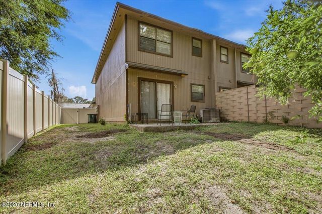 3957 LAURELWOOD Drive, Jacksonville, FL 32257