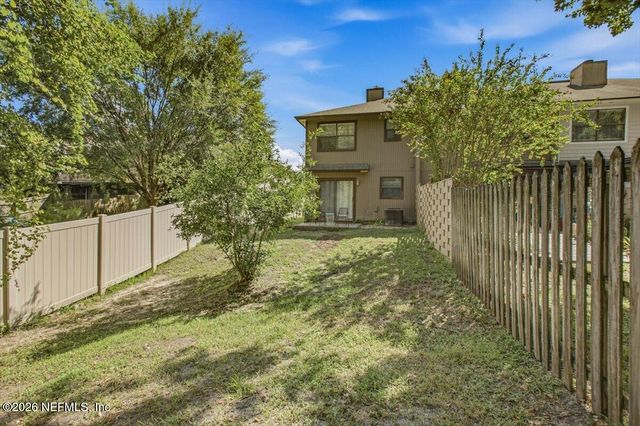 3957 LAURELWOOD Drive, Jacksonville, FL 32257