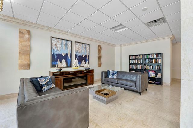 305 N POMPANO BEACH Boulevard 804, Pompano Beach, FL 33062