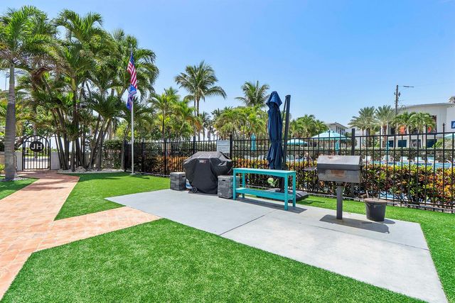 305 N POMPANO BEACH Boulevard 804, Pompano Beach, FL 33062
