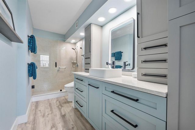 305 N POMPANO BEACH Boulevard 804, Pompano Beach, FL 33062
