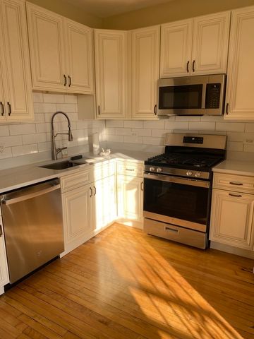 743 S Kilbourn Avenue 2, Chicago, IL 60624