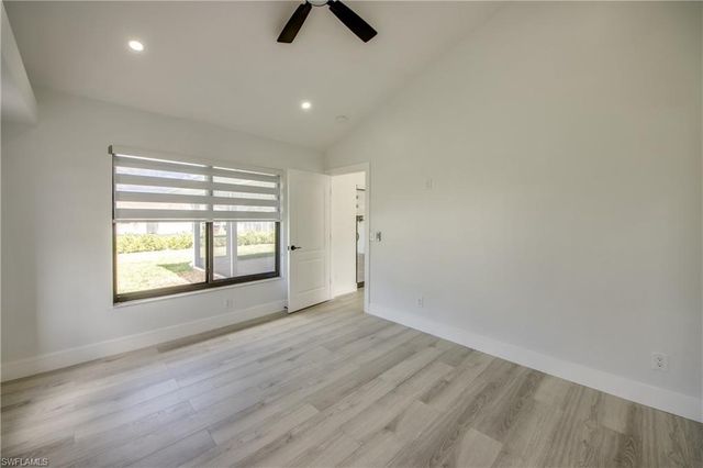 412 NE 17th PL, Cape Coral, FL 33909