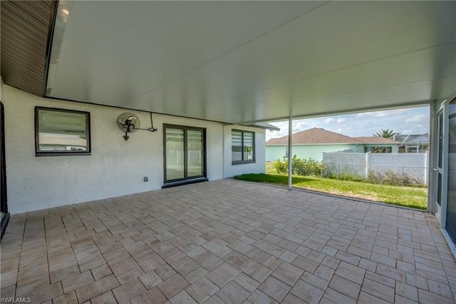 412 NE 17th PL, Cape Coral, FL 33909
