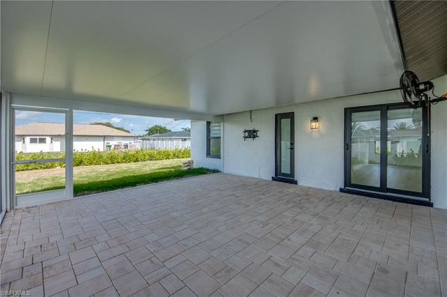 412 NE 17th PL, Cape Coral, FL 33909