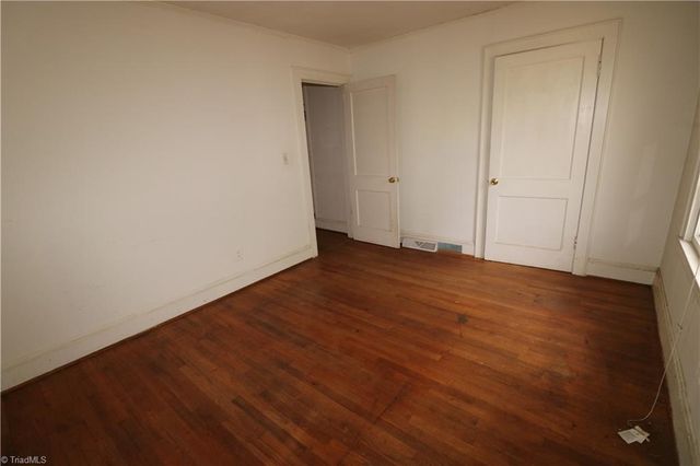 2389 Greensboro Street Extension, Lexington, NC 27295