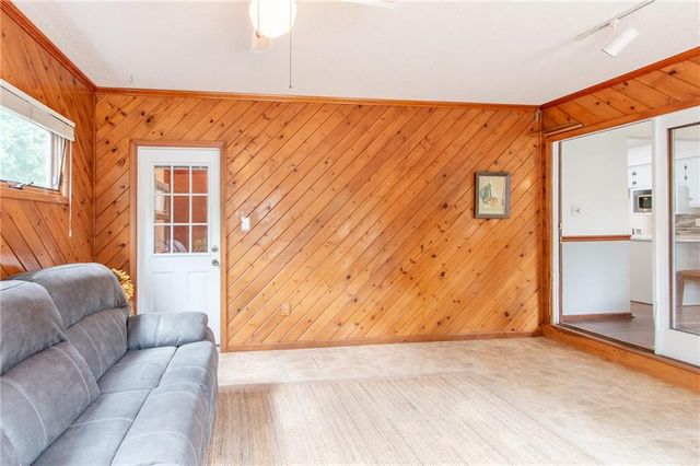 3817 Stetson Drive, Lawrence, KS 66049