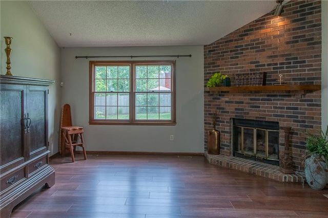 3817 Stetson Drive, Lawrence, KS 66049