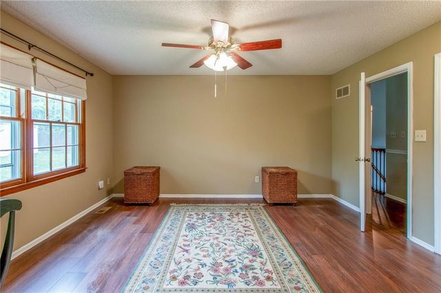 3817 Stetson Drive, Lawrence, KS 66049