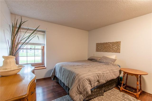 3817 Stetson Drive, Lawrence, KS 66049
