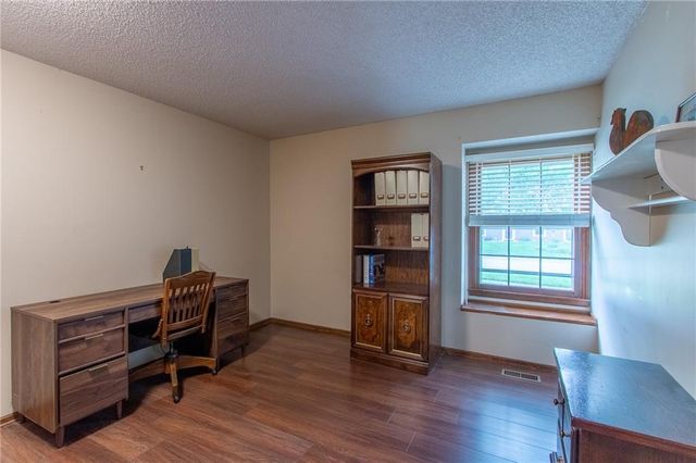 3817 Stetson Drive, Lawrence, KS 66049