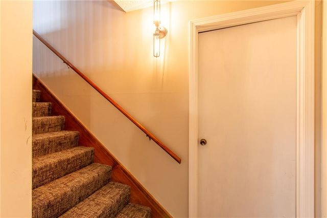 3817 Stetson Drive, Lawrence, KS 66049