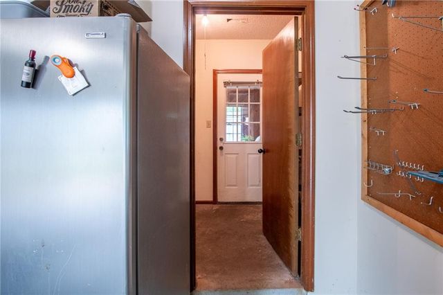 3817 Stetson Drive, Lawrence, KS 66049