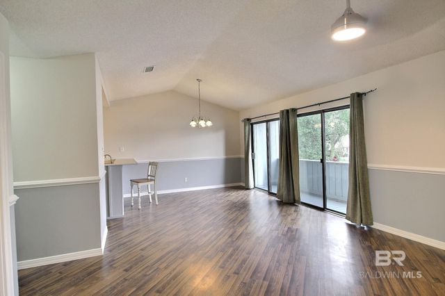 132 W Satsuma Avenue 132, Foley, AL 36535