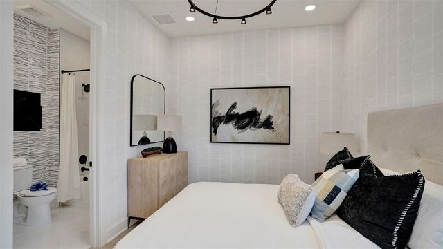 10208 Voltaire Place, Palm Beach Gardens, FL 33412