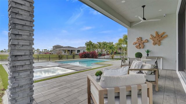 10208 Voltaire Place, Palm Beach Gardens, FL 33412