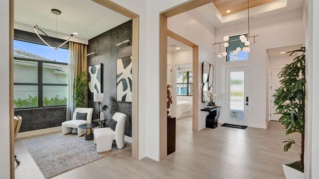 10208 Voltaire Place, Palm Beach Gardens, FL 33412