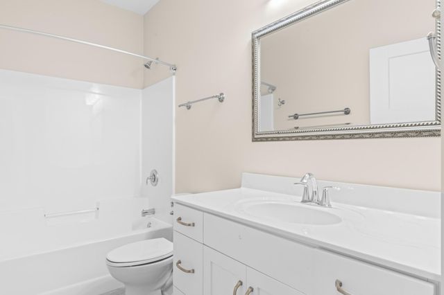 2938 Ivory Road NE, Rochester, MN 55906