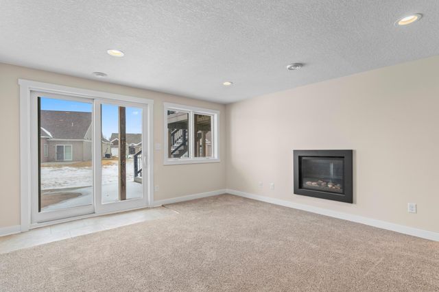 2938 Ivory Road NE, Rochester, MN 55906